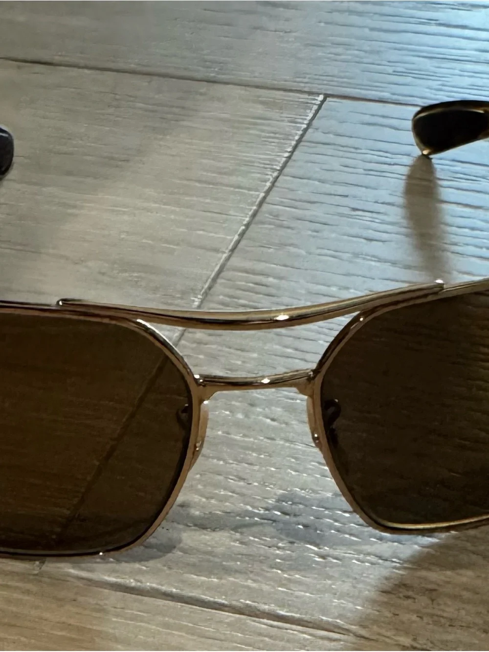 Ray-Ban Polarized Brown Lens Sunglasses with Gold Frame